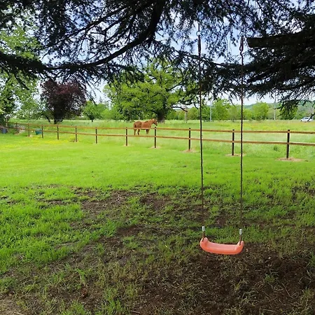 La Ferme Du Pigeonnier Mirande (Gers)